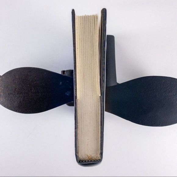 2/$30 - Larry's Party by Carol Shields - Picture 13 of 15